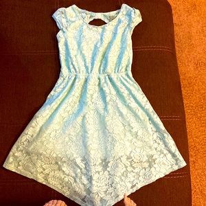 Size 6-12 girls, gently used to brand new dresses